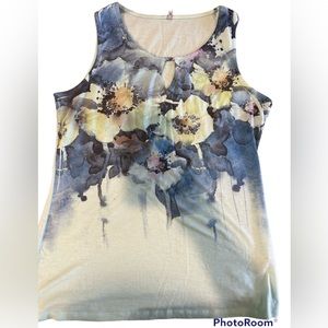 Espresso Women size Large Tank top Light Green with Multi colored floral design